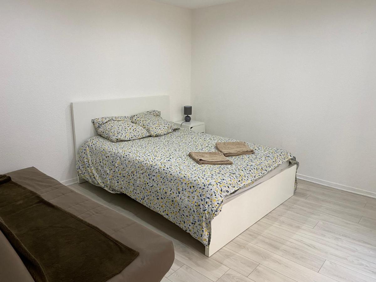 Appartement 2Eme Etage 42M2 Hyper Centre Ville / Parking Gratuit Riom Exterior photo