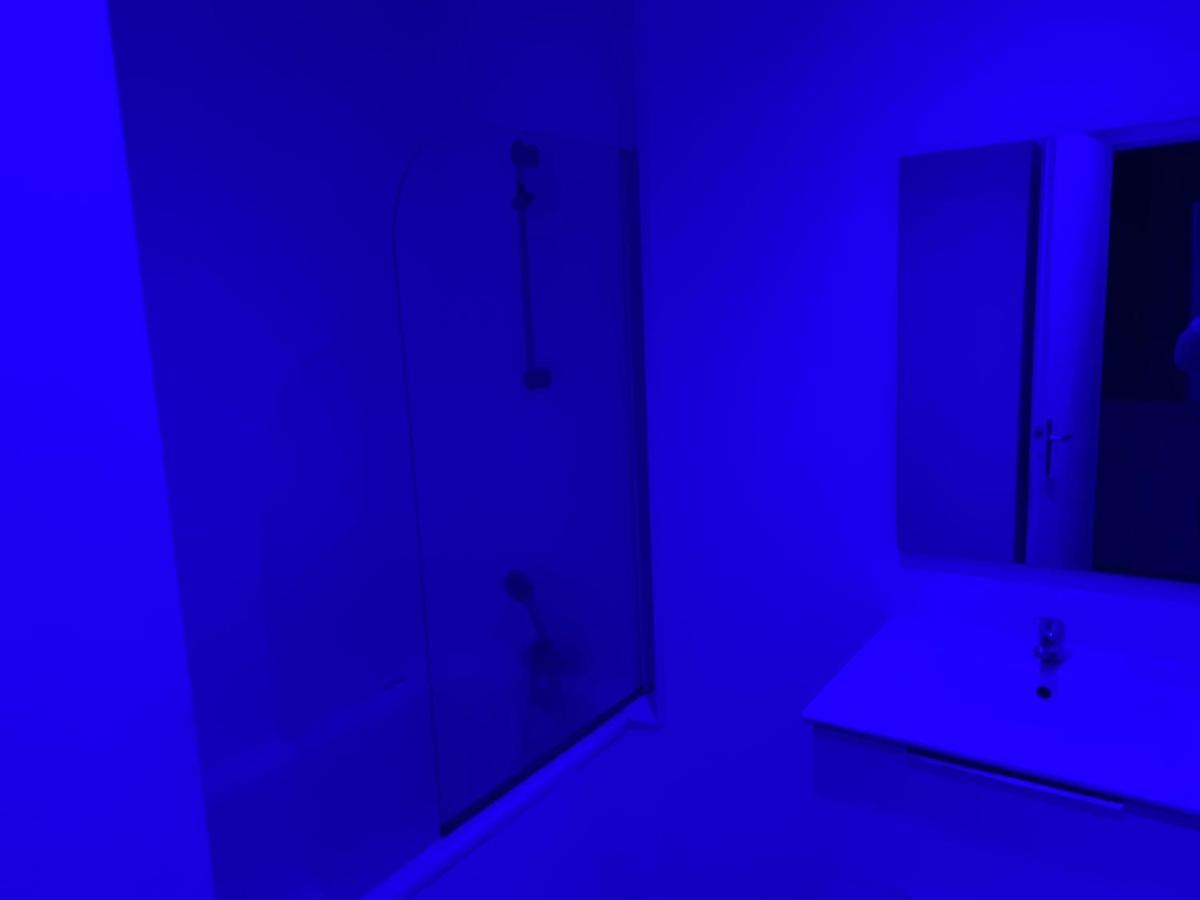 Appartement 2Eme Etage 42M2 Hyper Centre Ville / Parking Gratuit Riom Exterior photo